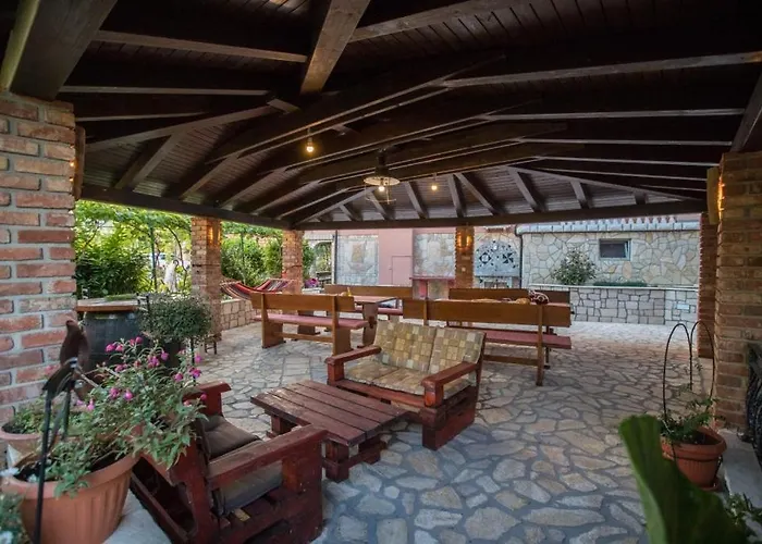 Lejlighed In With Balcony, Air Conditioning, Wifi, Washing Machine Lopar